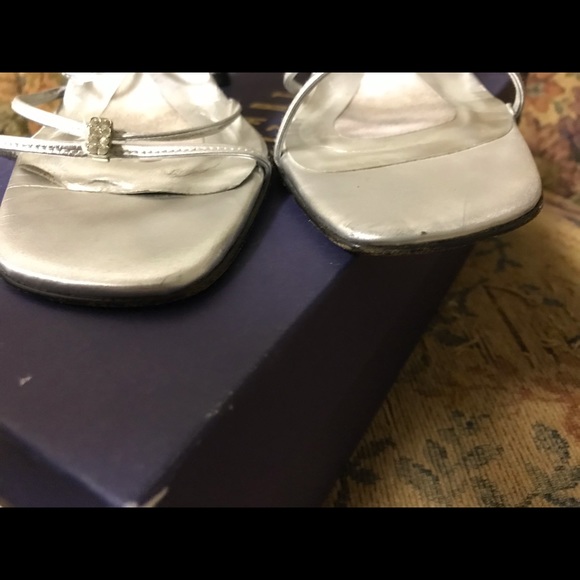 Size 9 Stuart Weitzman silver evening sandals. - Picture 2 of 4